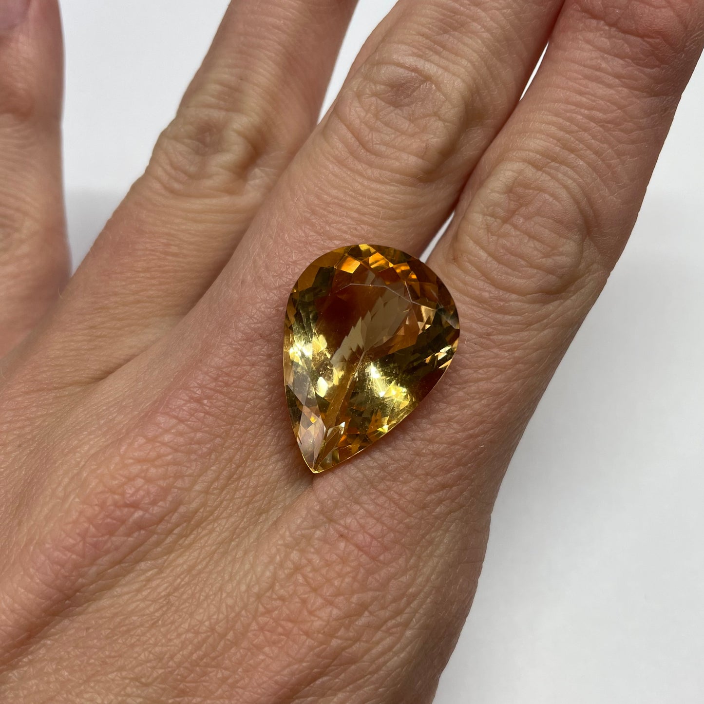 TT19 Citrine - 21.48ct