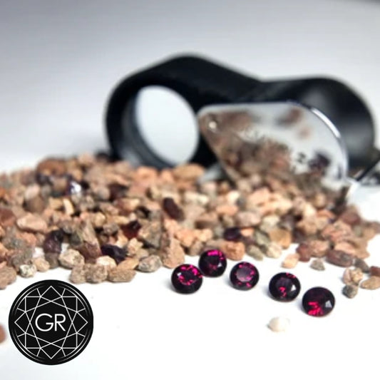 Anthill Garnet - Round 4mm