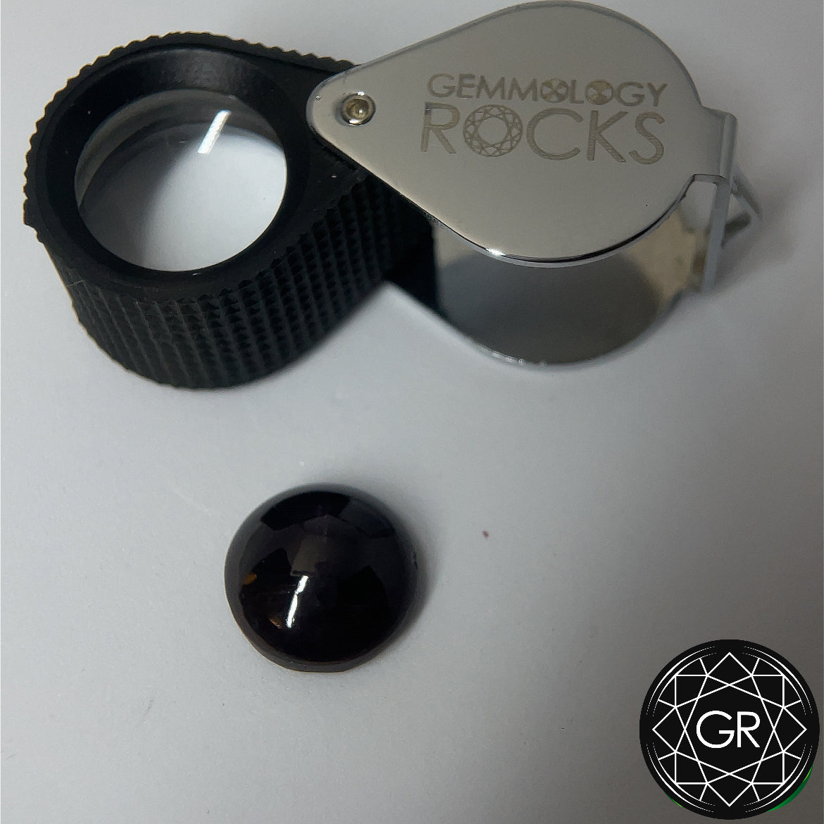 Garnet - Round 15.58ct