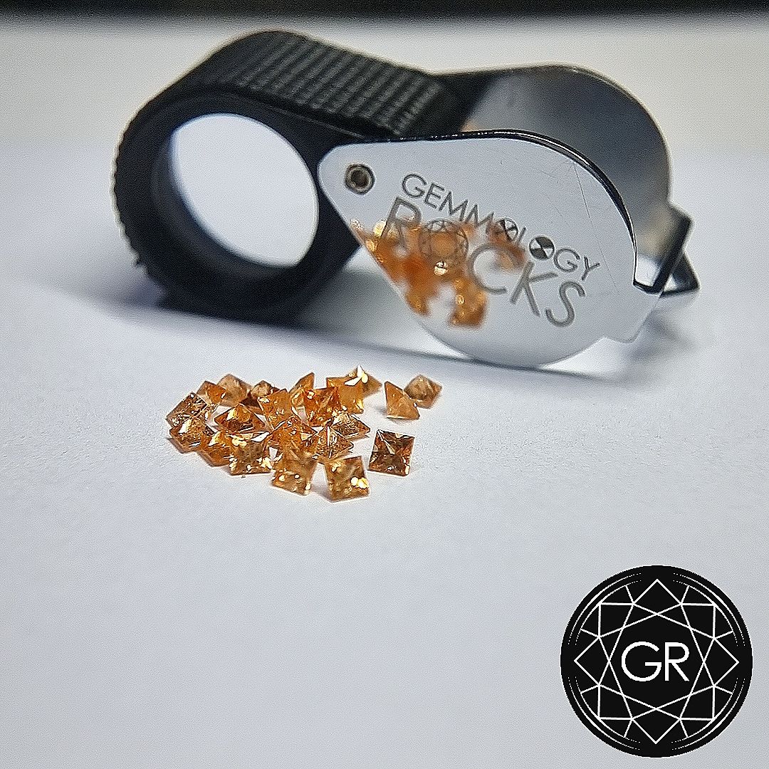 Garnet - Square