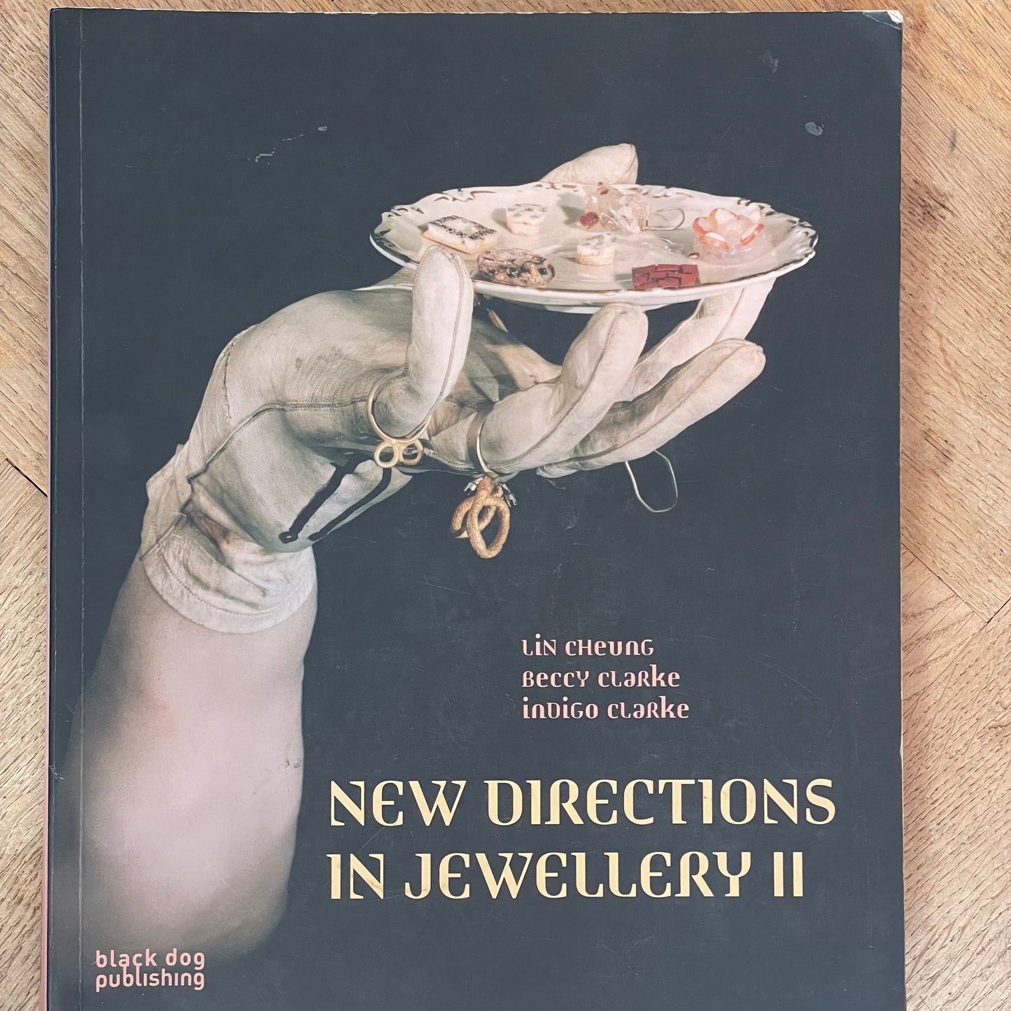 New Directions in Jewellery II