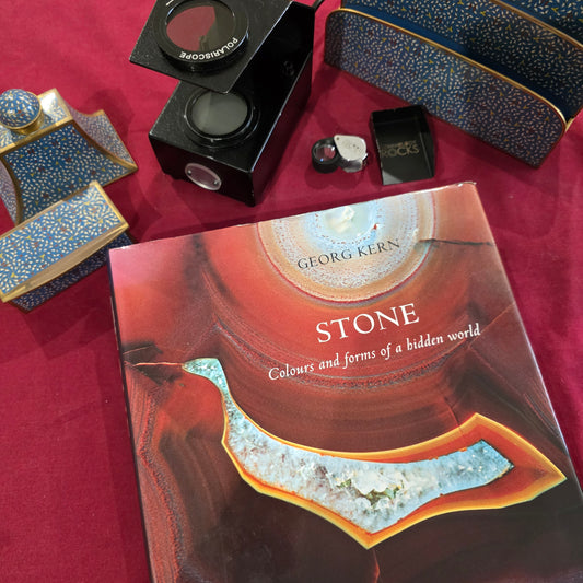 Stone: Colours and Forms of a Hidden World