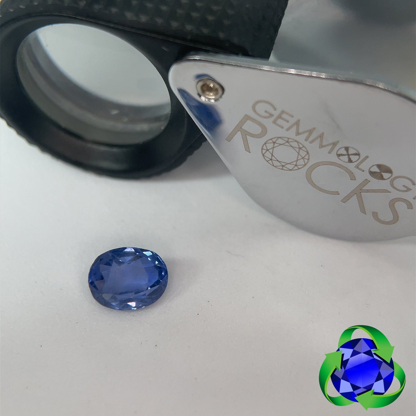 Sapphire (Antique - unheated) - Oval 1.78ct